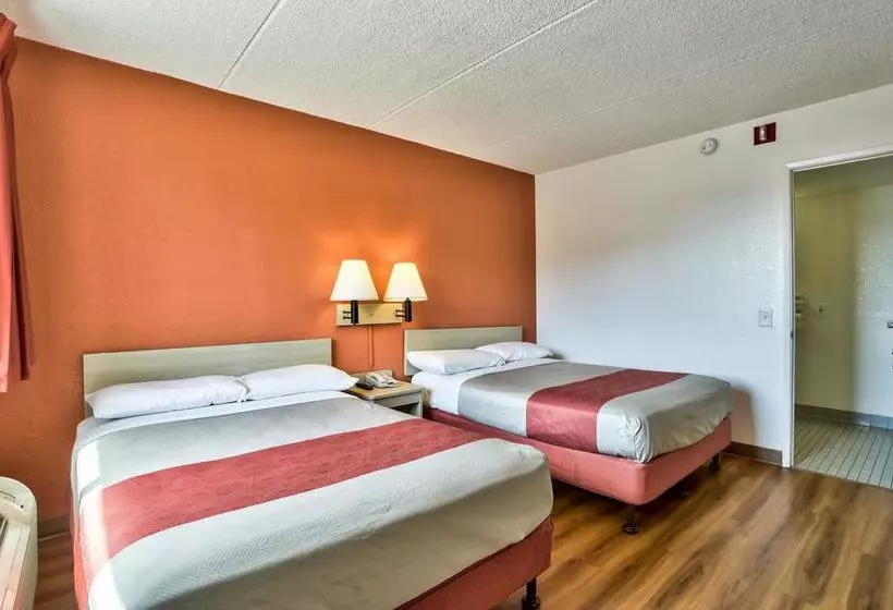 Motel 6 Flagstaff East Lucky Lane