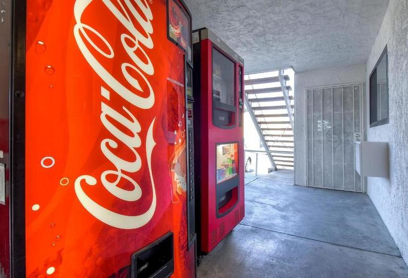 Motel 6 Los Angeles Harbor City