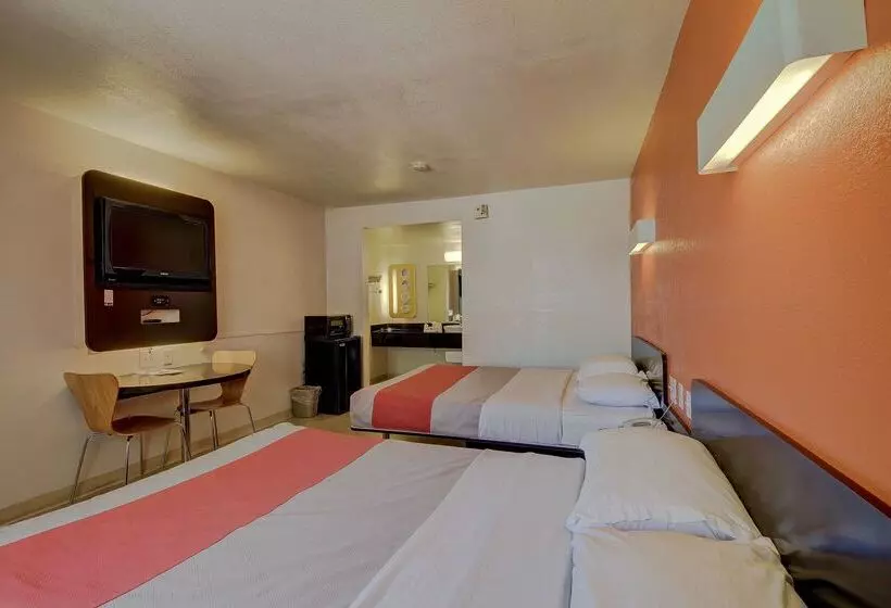 Motel 6 San Antonio, Tx   Fort Sam Houston