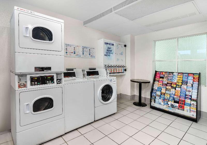 Motel 6 San Diego, Ca   Downtown