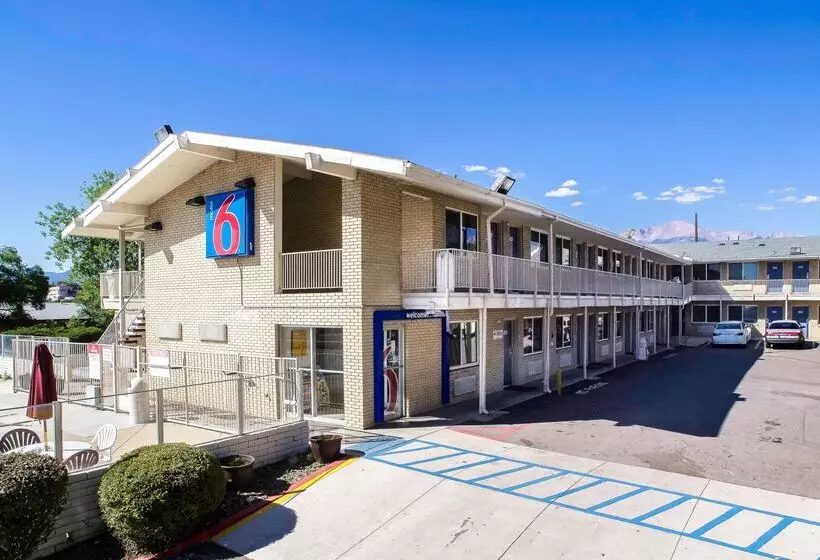 Motelli Park Inn By Radisson, Colorado Springs