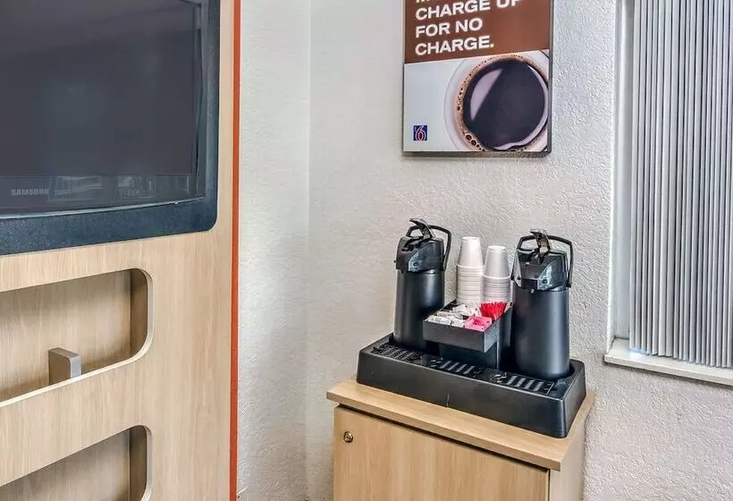 Motelli Park Inn By Radisson, Colorado Springs