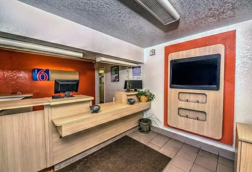 Motelli Park Inn By Radisson, Colorado Springs