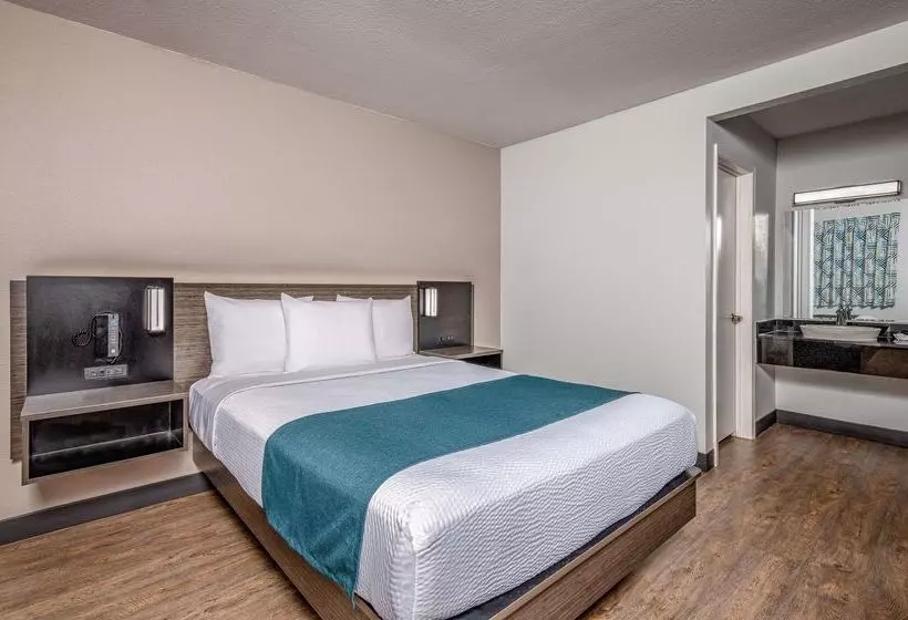 Motel 6euless, Tx  Dallas