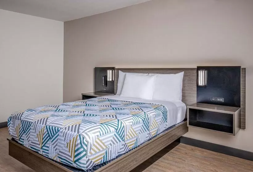 Motel 6euless, Tx  Dallas