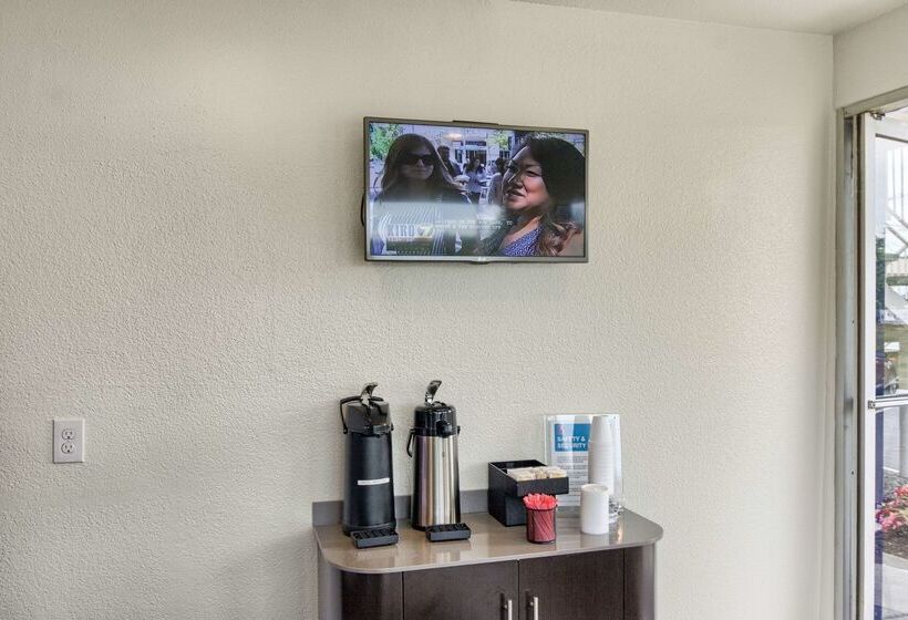 Motel 6 Everett, Wa South