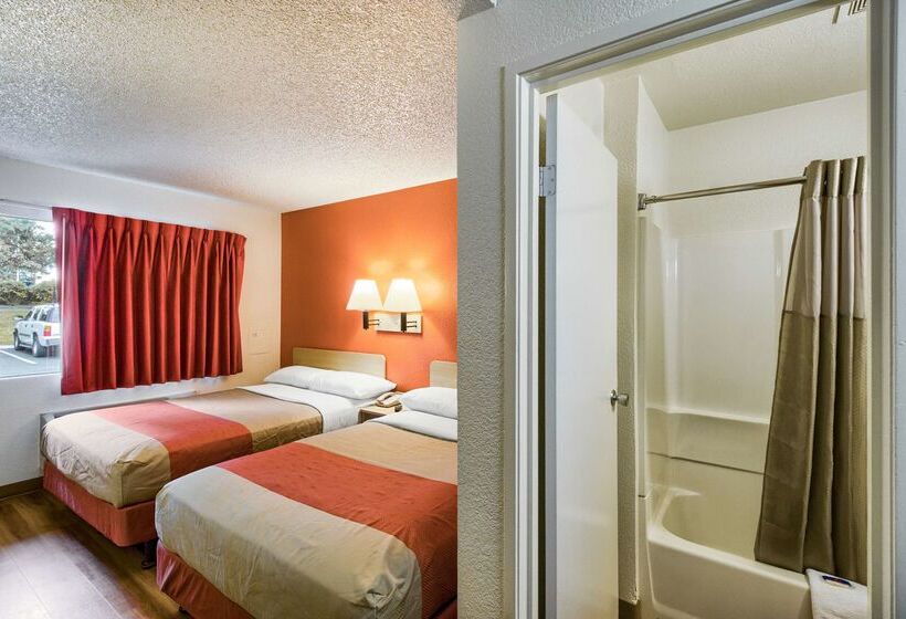 Motel 6 Everett, Wa South