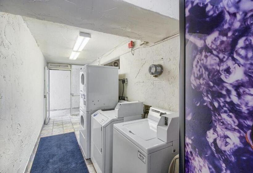 Motel 6 Everett, Wa South