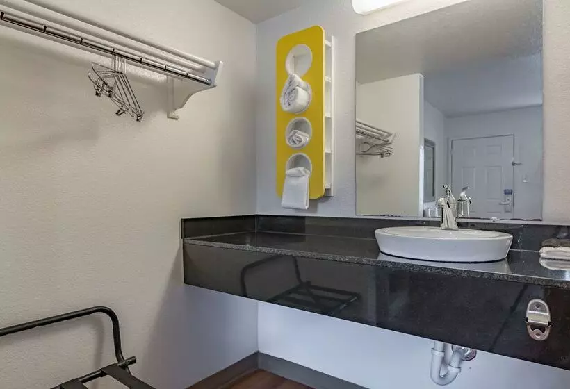 Motel 6 Ft. Pierce, Fl