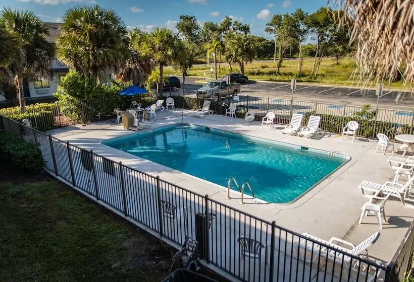 Motel 6 Ft. Pierce, Fl