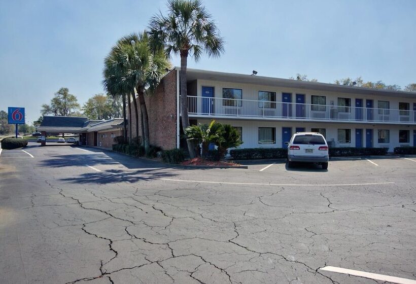 Motel 6tallahassee, Fl  Downtown
