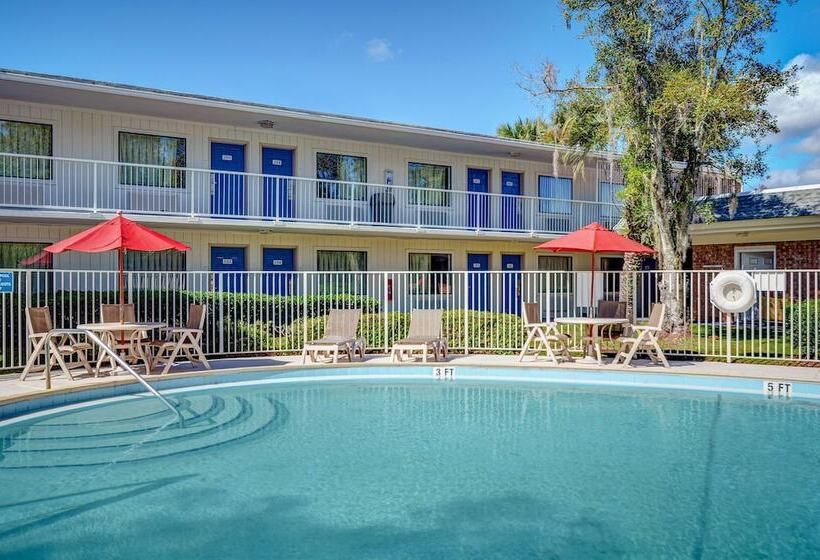 Motel 6tallahassee, Fl  Downtown