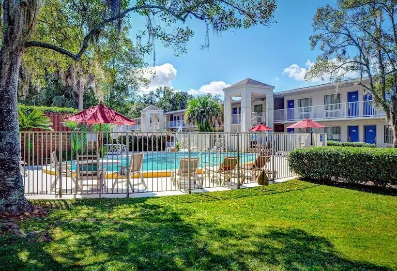 Motel 6tallahassee, Fl Downtown