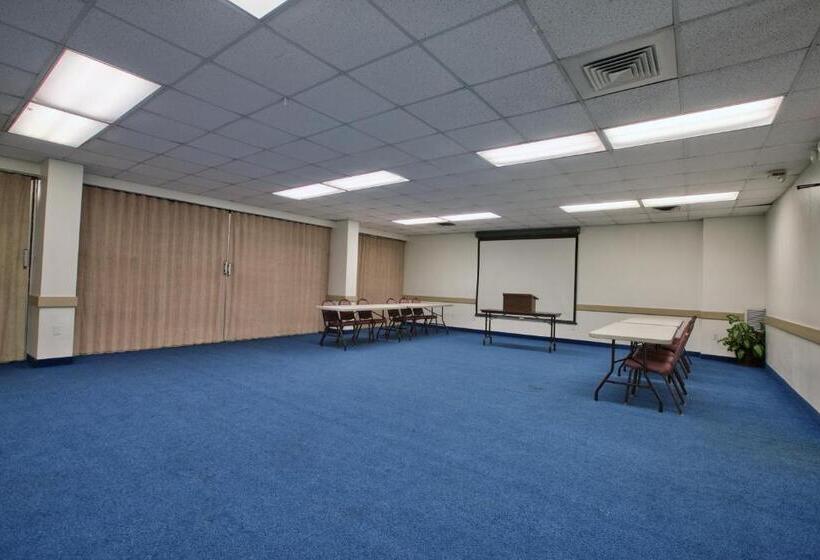 Motel 6tallahassee, Fl  Downtown