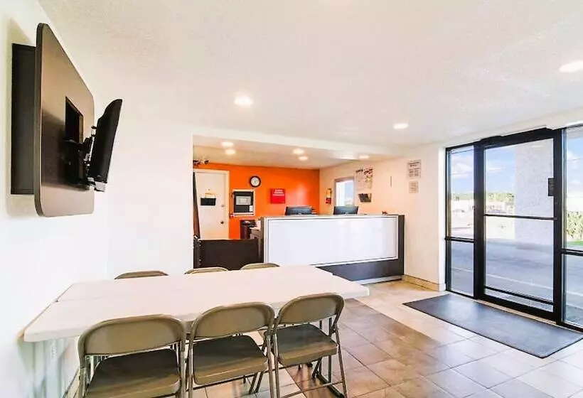 汽车旅馆 Econo Lodge