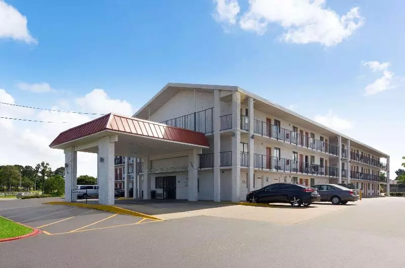 汽车旅馆 Econo Lodge
