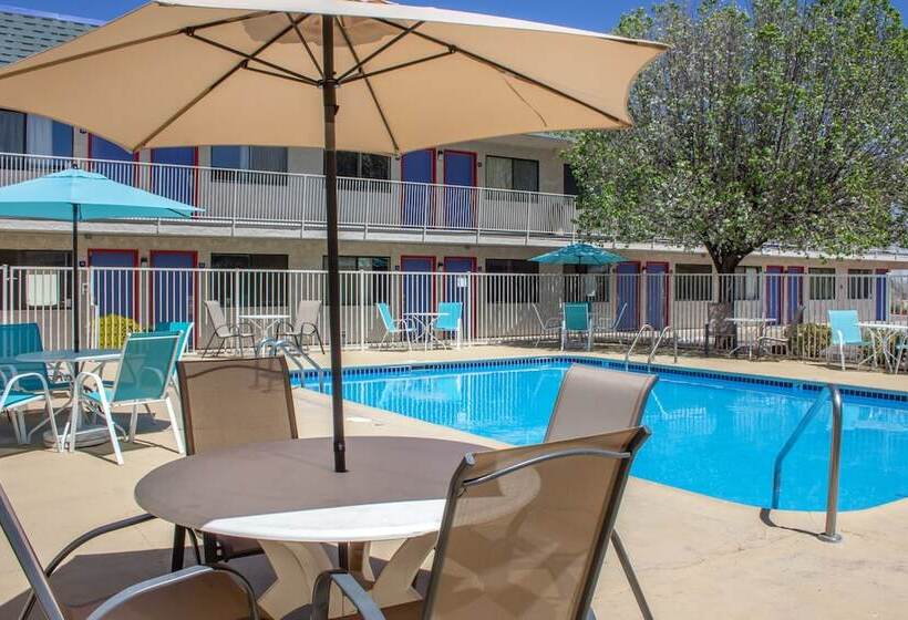 مُتل Knights Inn Sierra Vista / East Fry