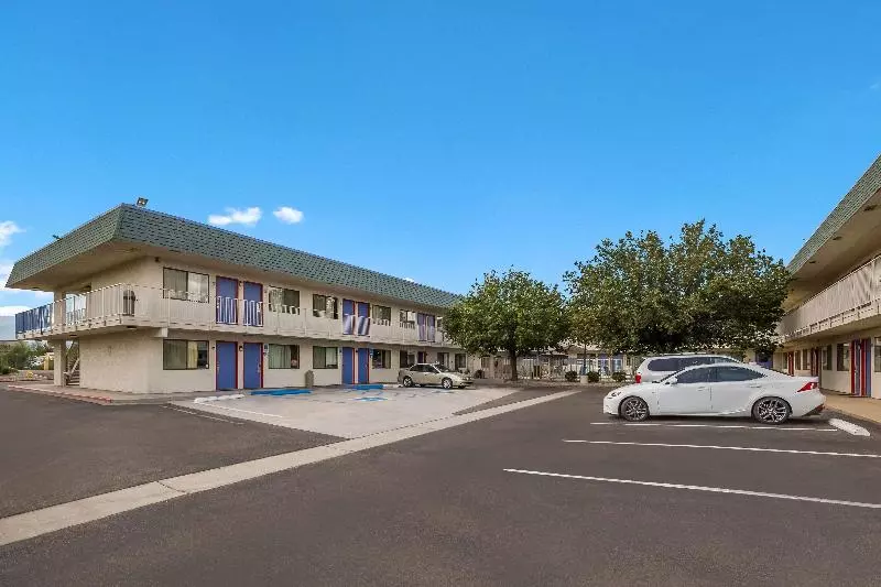 汽车旅馆  Knights Inn Sierra Vista / East Fry