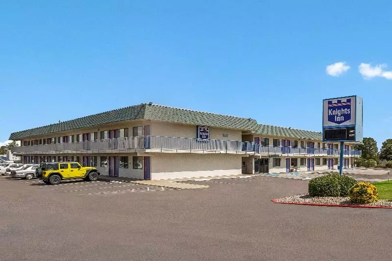 汽车旅馆  Knights Inn Sierra Vista / East Fry
