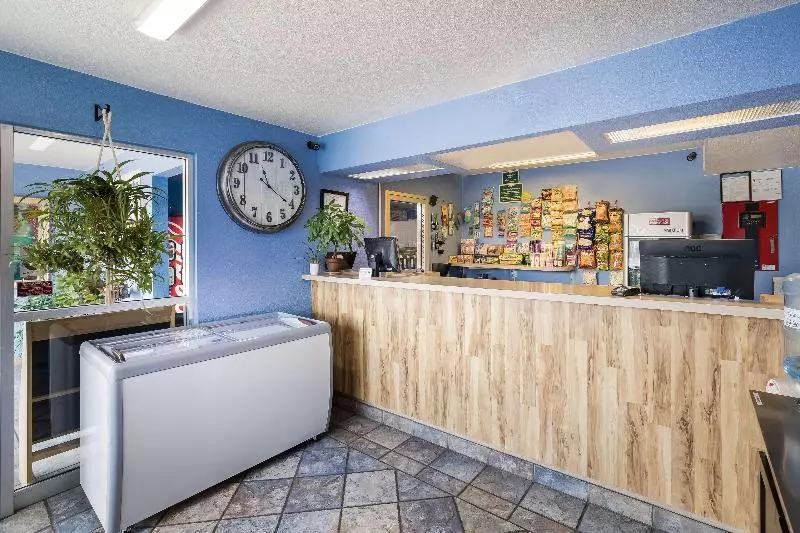 汽车旅馆  Knights Inn Sierra Vista / East Fry