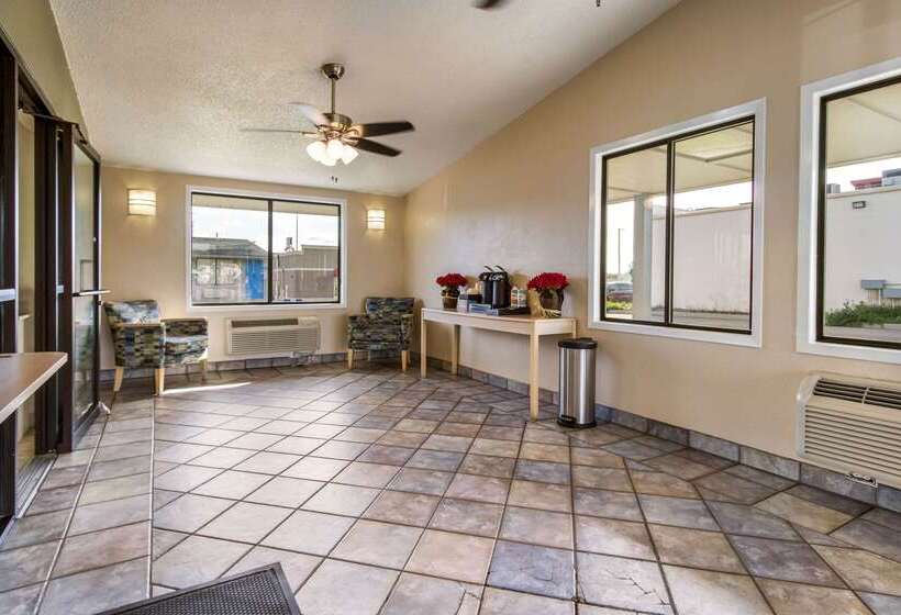 فندق على الطريق Rodeway Inn Near Hall Of Fame