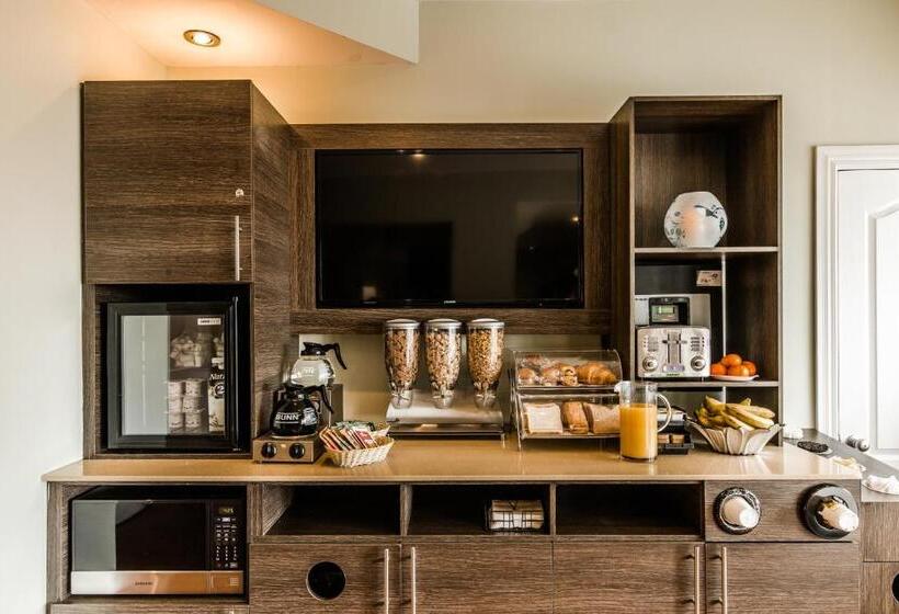 Olux Hotel Motel Suites