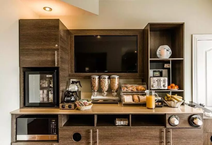 Olux Hotel Motel Suites