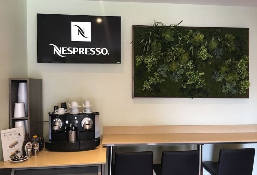 Olux Hotel Motel Suites