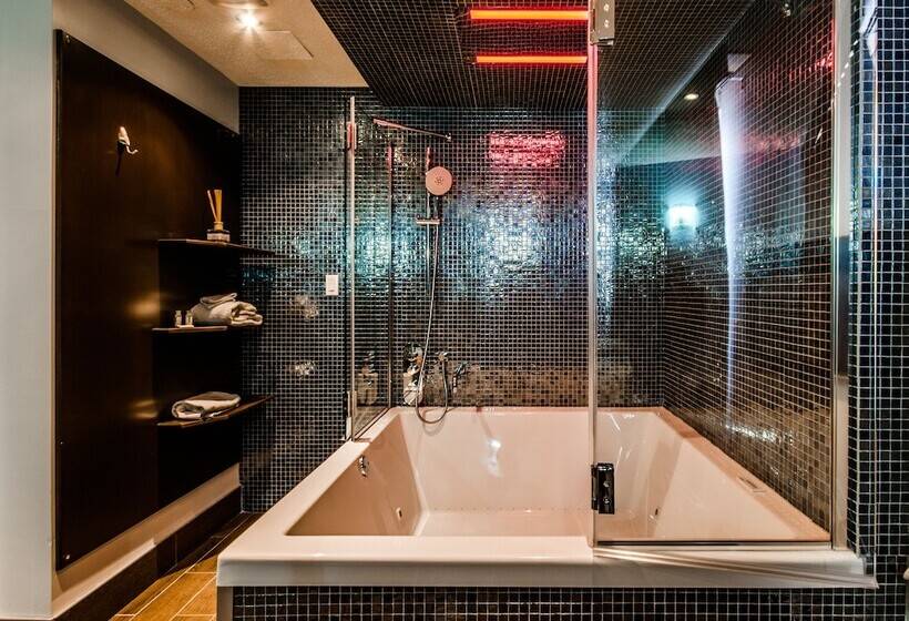 Olux Hotel Motel Suites