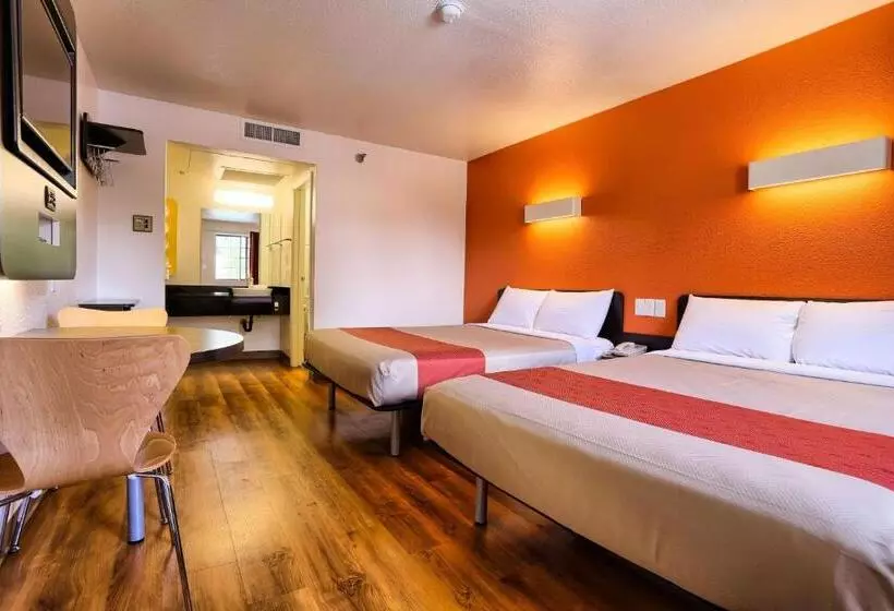 מוטל Park Inn By Radisson, Petaluma