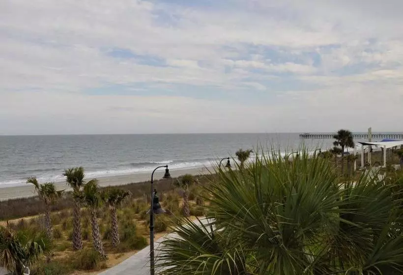 The Diplomat Family Motel