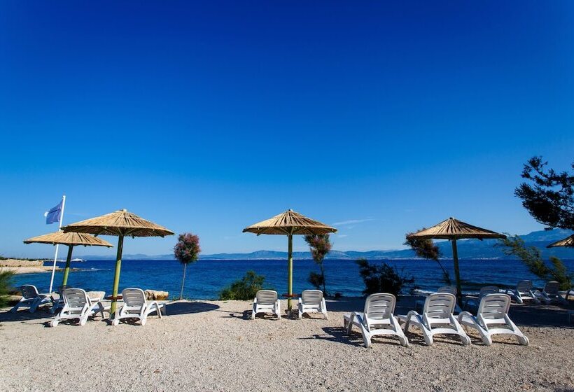 Waterman Beach Village