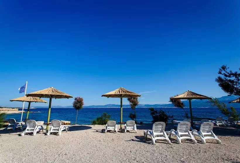 Waterman Beach Village