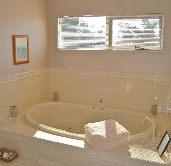 ベッドアンドブレックファースト Lanterns Retreats