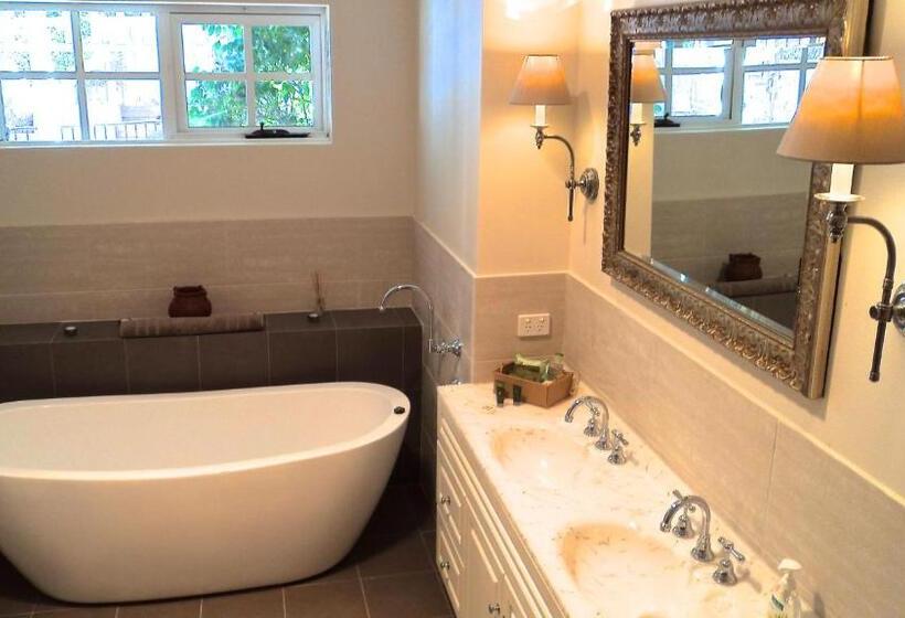 ベッドアンドブレックファースト Lanterns Retreats