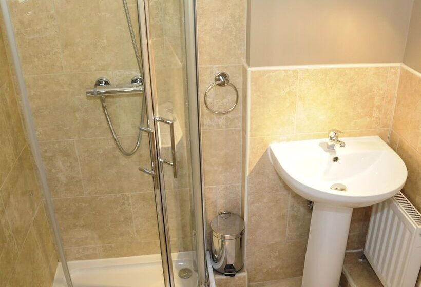 צימר The Poplars Rooms & Cottages