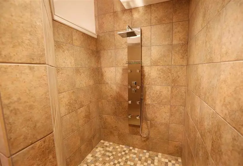 By The Side Of The Road Bed & Breakfast