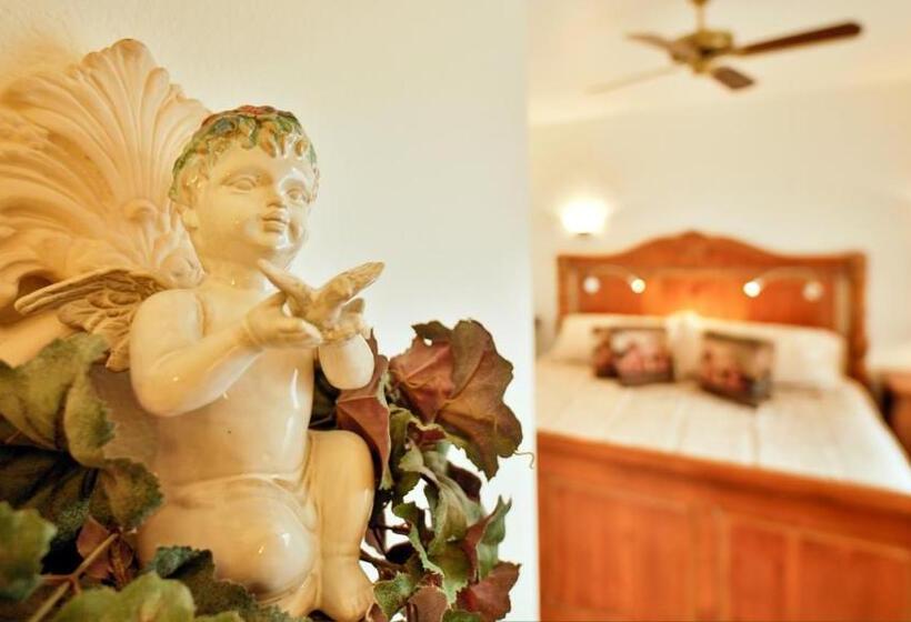 Dreamkatchers Lake Powell Bed & Breakfast