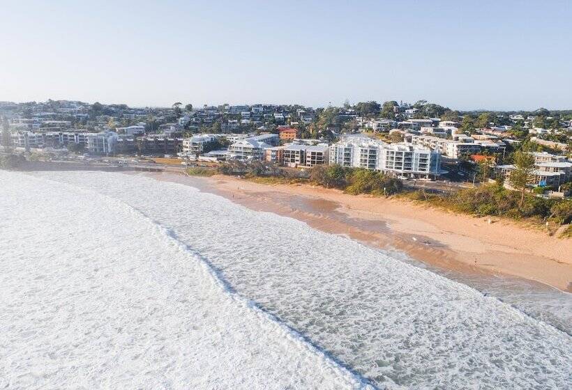 Grand Palais Boolarong Beachside Apartments