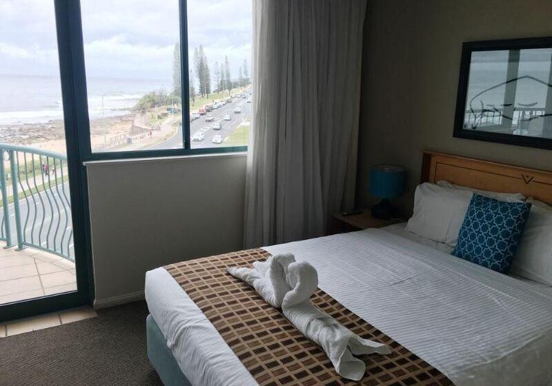 Grand Palais Boolarong Beachside Apartments