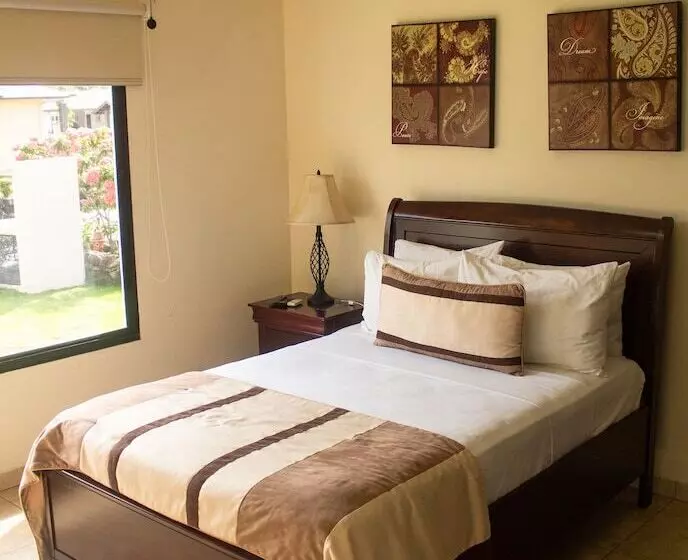 Hacienda Los Molinos Boutique Hotel & Villas