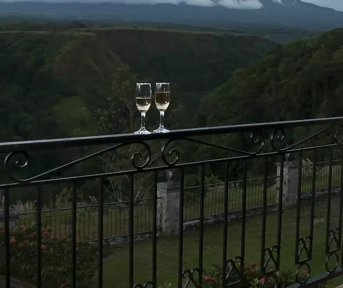 Hacienda Los Molinos Boutique Hotel & Villas