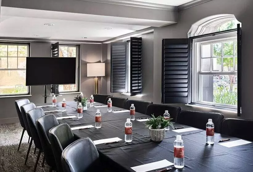 Ambassador Hotel Oklahoma City, Autograph Collection