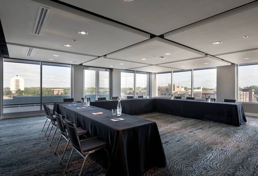 Ambassador Hotel Oklahoma City, Autograph Collection