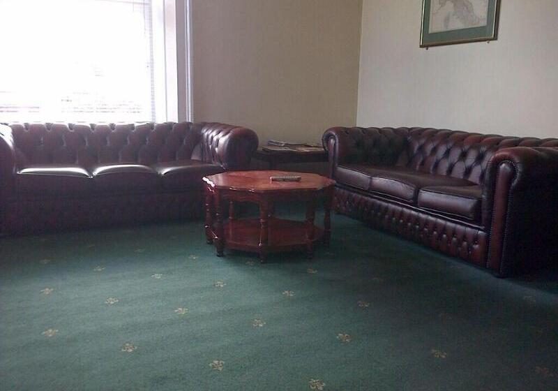 Aurora Hotel & Italian Restaurant