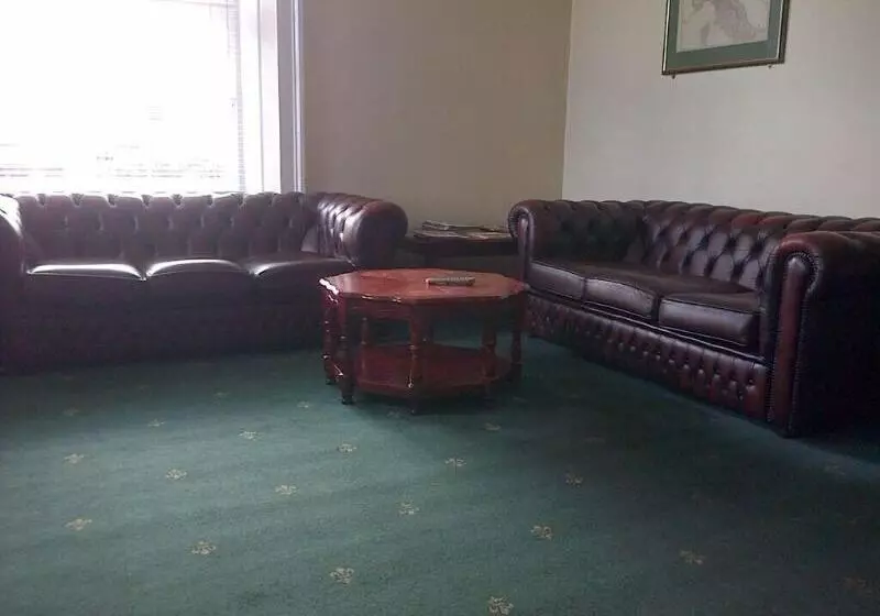 Aurora Hotel & Italian Restaurant