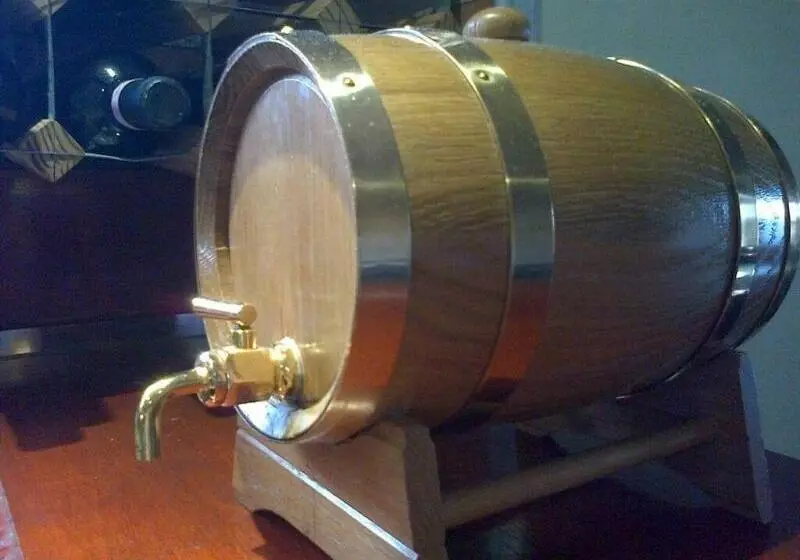 Aurora Hotel & Italian Restaurant