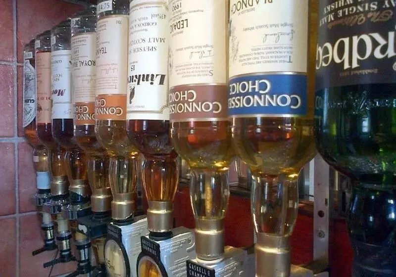 Aurora Hotel & Italian Restaurant