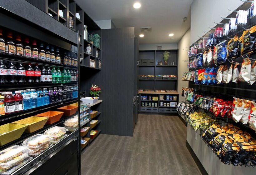 فندق Doubletree By Hilton West Fargo Sanford Medical Center Area