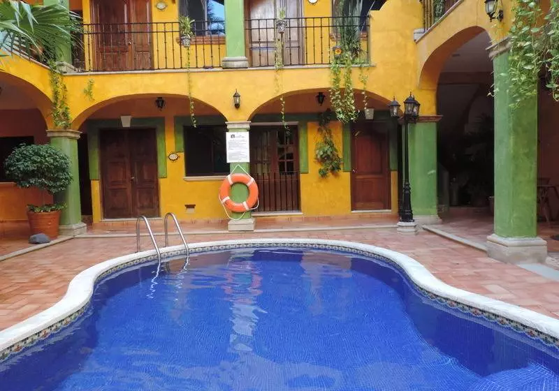 هتل Hacienda Del Caribe
